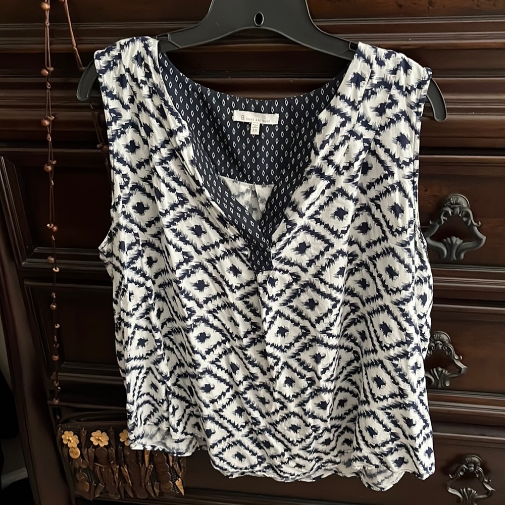 Stitch fix sleeveless blouse